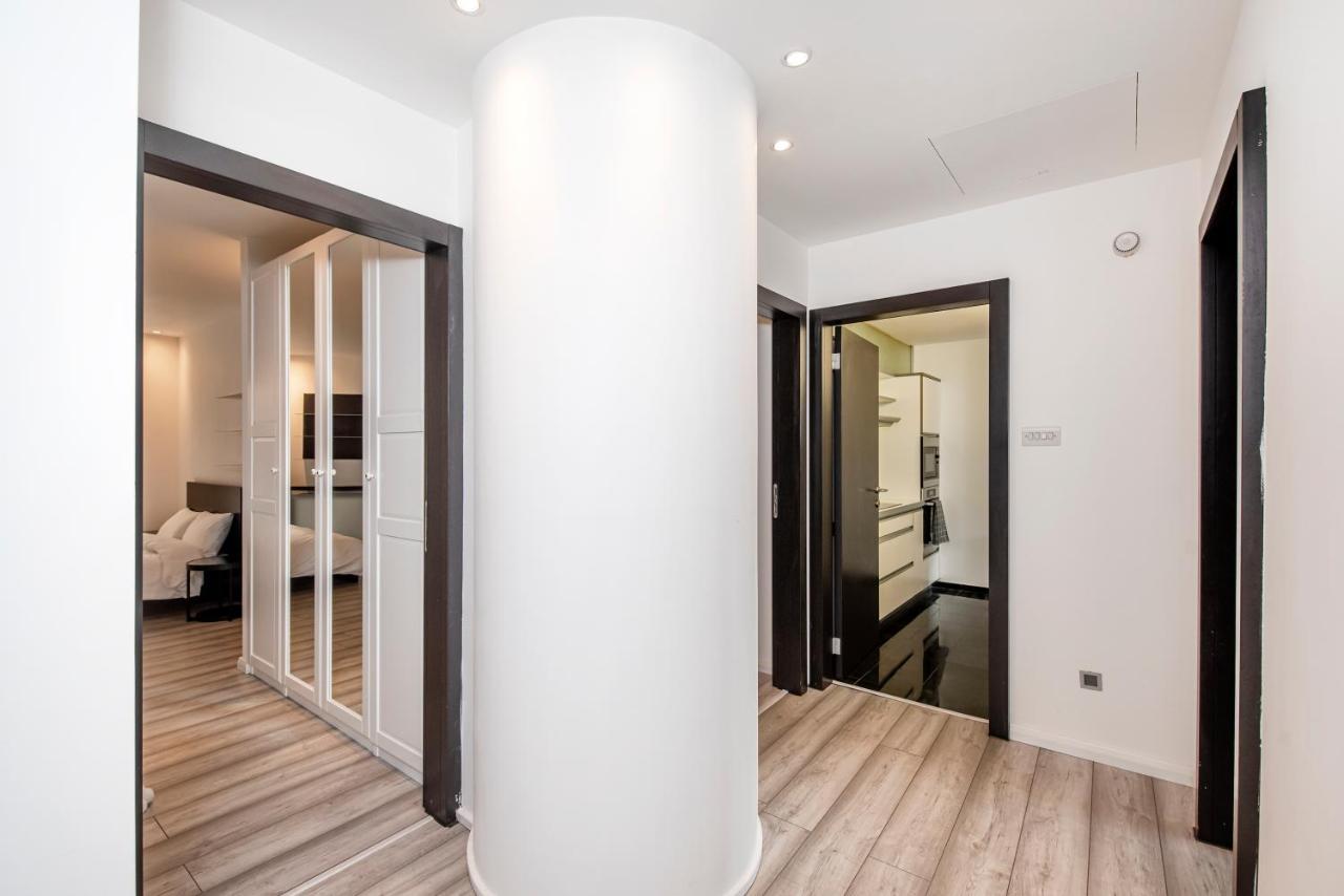 Large And Central 2 Bed Лондон Экстерьер фото